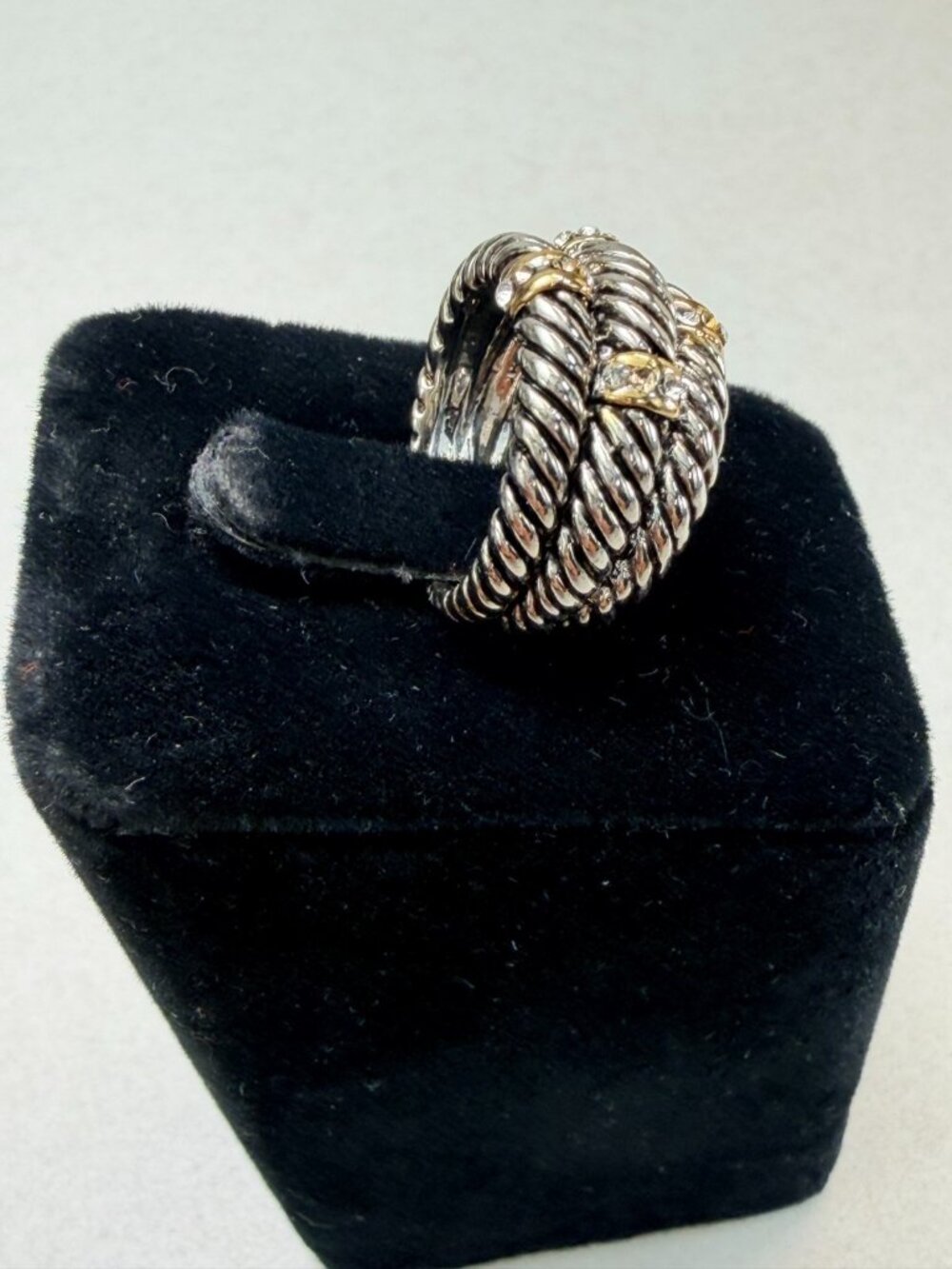 Vintage Chunky Cable Style Rhinestone Ring Silver Gold Tone Size 5.5 - Picture 3 of 9